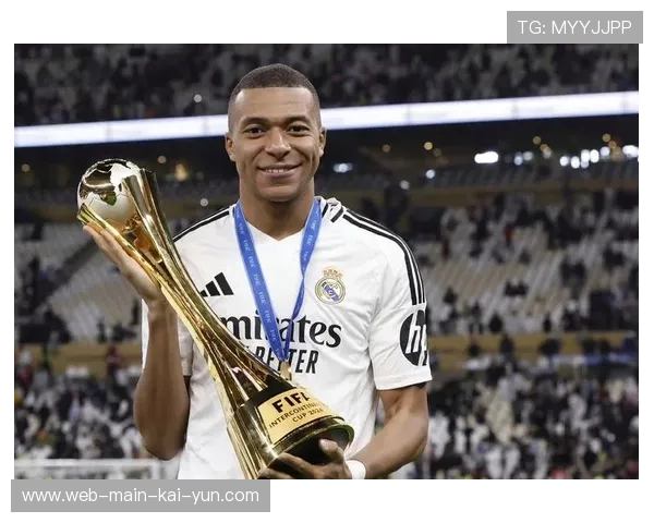 姆巴佩心理状态与大赛抗压能力 卫冕冠军核心角色适应评估